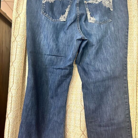 Cj banks ladies 16w denim jeans - Picture 5 of 6